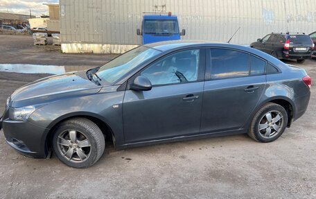 Chevrolet Cruze II, 2011 год, 720 000 рублей, 2 фотография