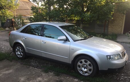 Audi A4, 2003 год, 880 000 рублей, 3 фотография