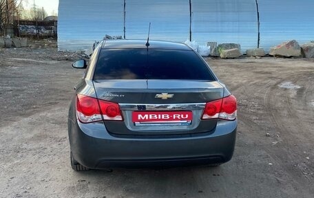 Chevrolet Cruze II, 2011 год, 720 000 рублей, 4 фотография