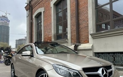 Mercedes-Benz E-Класс, 2015 год, 3 300 000 рублей, 1 фотография