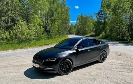 Skoda Octavia IV, 2021 год, 3 300 000 рублей, 30 фотография