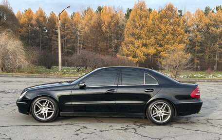 Mercedes-Benz E-Класс, 2003 год, 1 150 000 рублей, 3 фотография