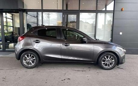 Mazda Demio IV, 2019 год, 851 000 рублей, 7 фотография