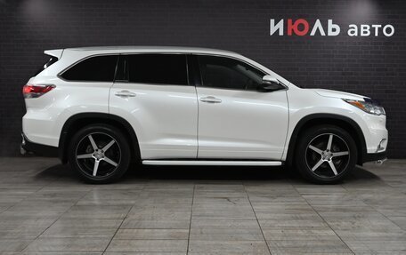 Toyota Highlander III, 2014 год, 3 550 000 рублей, 9 фотография