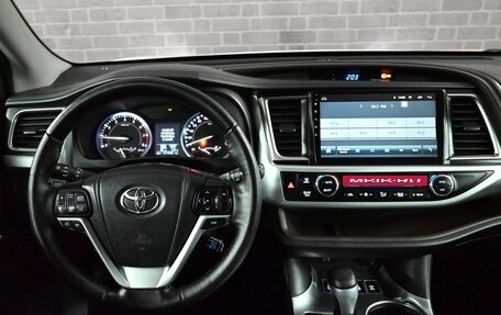 Toyota Highlander III, 2014 год, 3 550 000 рублей, 16 фотография