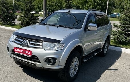 Mitsubishi Pajero Sport II рестайлинг, 2015 год, 2 380 000 рублей, 1 фотография