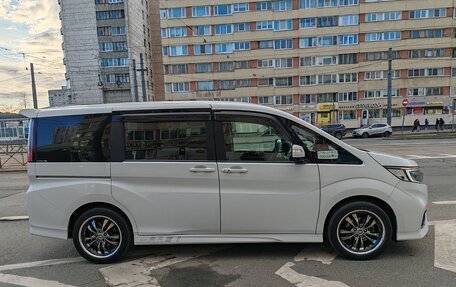 Honda Stepwgn IV, 2019 год, 2 650 000 рублей, 3 фотография