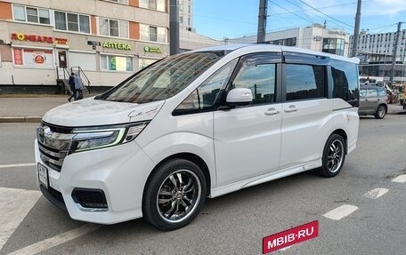 Honda Stepwgn IV, 2019 год, 2 650 000 рублей, 5 фотография