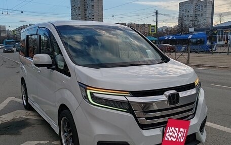 Honda Stepwgn IV, 2019 год, 2 650 000 рублей, 2 фотография