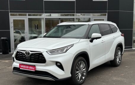 Toyota Highlander, 2024 год, 7 450 000 рублей, 1 фотография