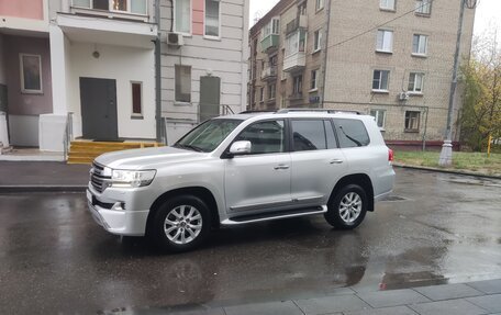 Toyota Land Cruiser 200, 2015 год, 5 695 000 рублей, 8 фотография