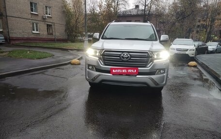 Toyota Land Cruiser 200, 2015 год, 5 695 000 рублей, 4 фотография