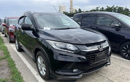 Honda Vezel, 2015 год, 1 800 000 рублей, 11 фотография