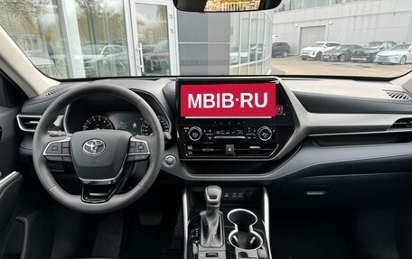 Toyota Highlander, 2024 год, 7 450 000 рублей, 9 фотография