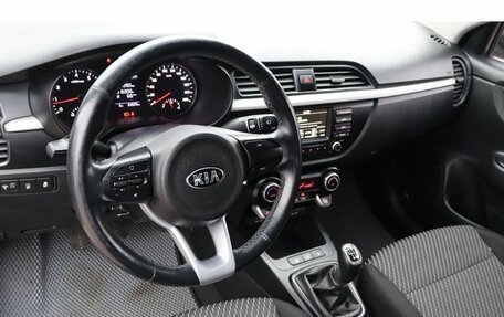 KIA Rio IV, 2018 год, 1 400 000 рублей, 6 фотография