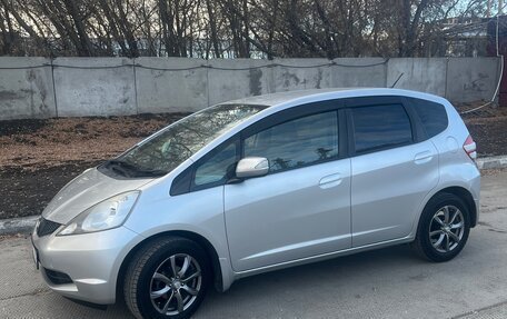 Honda Fit III, 2010 год, 980 000 рублей, 1 фотография