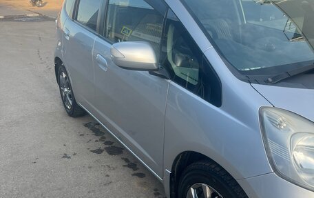 Honda Fit III, 2010 год, 980 000 рублей, 6 фотография