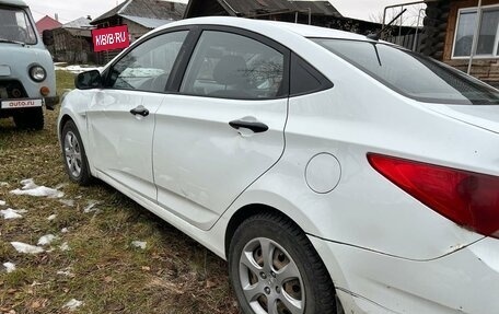 Hyundai Solaris II рестайлинг, 2013 год, 550 000 рублей, 5 фотография