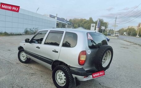 Chevrolet Niva I рестайлинг, 2003 год, 250 000 рублей, 5 фотография