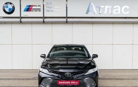 Toyota Camry, 2020 год, 3 490 000 рублей, 6 фотография