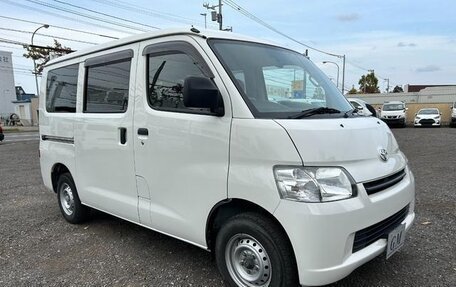 Toyota Lite Ace VI, 2020 год, 1 980 000 рублей, 9 фотография