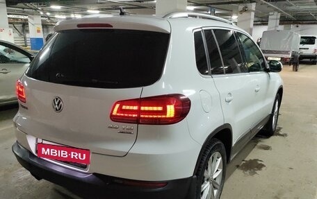 Volkswagen Tiguan I, 2015 год, 1 900 000 рублей, 2 фотография