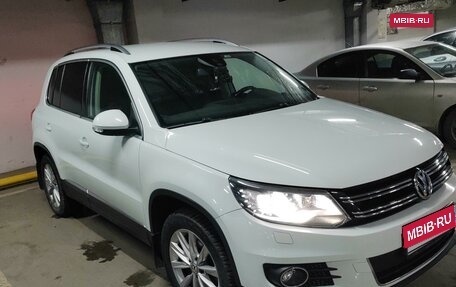 Volkswagen Tiguan I, 2015 год, 1 900 000 рублей, 3 фотография