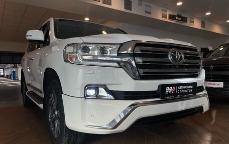 Toyota Land Cruiser 200, 2015 год, 5 300 000 рублей, 7 фотография