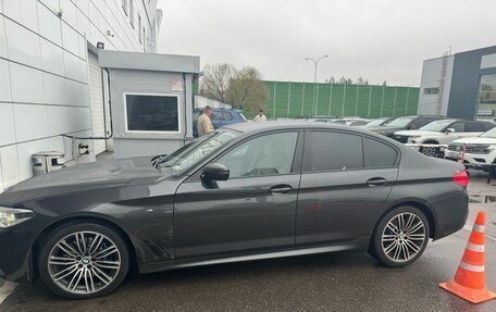 BMW 5 серия, 2019 год, 4 897 000 рублей, 2 фотография