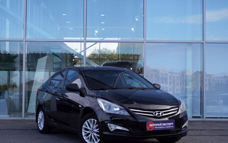 Hyundai Solaris II рестайлинг, 2015 год, 980 000 рублей, 3 фотография