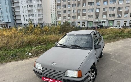 Opel Kadett E рестайлинг, 1988 год, 80 000 рублей, 2 фотография