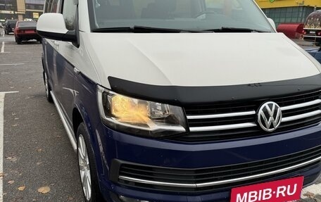 Volkswagen Caravelle T6 рестайлинг, 2018 год, 4 200 000 рублей, 2 фотография