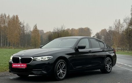 BMW 5 серия, 2021 год, 5 499 000 рублей, 2 фотография