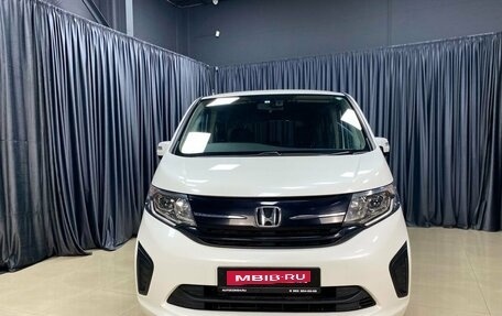 Honda Stepwgn IV, 2016 год, 1 780 000 рублей, 2 фотография