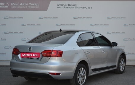 Volkswagen Jetta VI, 2012 год, 1 070 000 рублей, 2 фотография