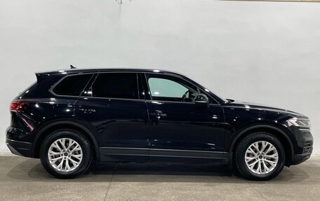 Volkswagen Touareg III, 2018 год, 4 750 000 рублей, 4 фотография