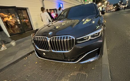 BMW 7 серия, 2019 год, 5 600 000 рублей, 3 фотография