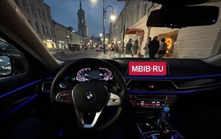 BMW 7 серия, 2019 год, 5 600 000 рублей, 12 фотография