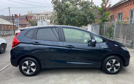 Honda Fit III, 2018 год, 1 490 000 рублей, 7 фотография