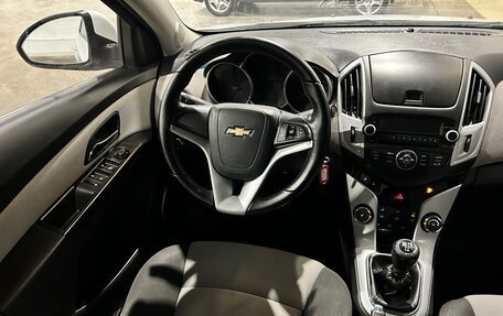 Chevrolet Cruze II, 2013 год, 795 000 рублей, 4 фотография