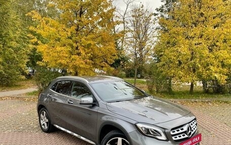 Mercedes-Benz GLA, 2018 год, 2 550 000 рублей, 2 фотография