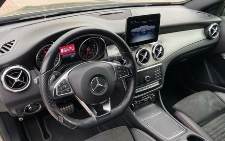 Mercedes-Benz GLA, 2018 год, 2 550 000 рублей, 10 фотография