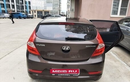 Hyundai Solaris II рестайлинг, 2014 год, 1 000 000 рублей, 17 фотография