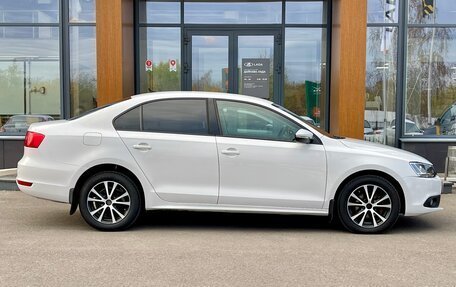 Volkswagen Jetta VI, 2014 год, 900 000 рублей, 4 фотография