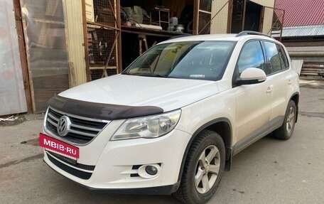 Volkswagen Tiguan I, 2011 год, 1 200 000 рублей, 2 фотография