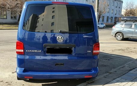 Volkswagen Caravelle T5, 2013 год, 1 799 000 рублей, 4 фотография