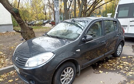 Renault Sandero I, 2010 год, 650 000 рублей, 2 фотография