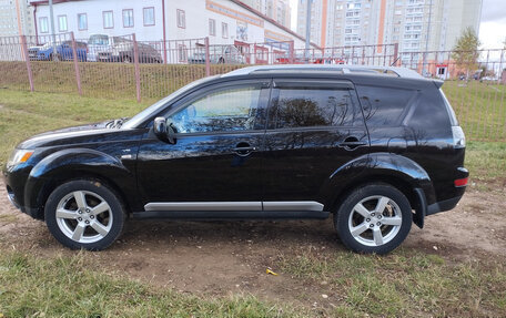 Mitsubishi Outlander III рестайлинг 3, 2007 год, 1 350 000 рублей, 2 фотография