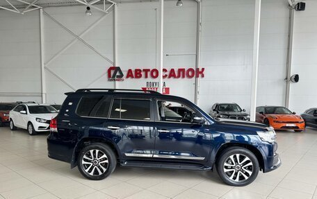 Toyota Land Cruiser 200, 2019 год, 6 300 000 рублей, 5 фотография