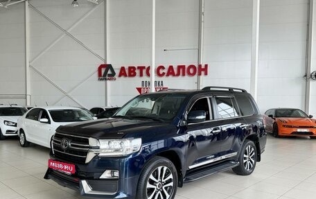 Toyota Land Cruiser 200, 2019 год, 6 300 000 рублей, 2 фотография